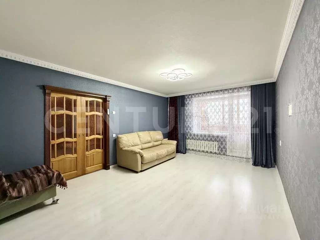 3-к кв. Чувашия, Чебоксары просп. 9-й Пятилетки, 2к3 (106.2 м) - Фото 1