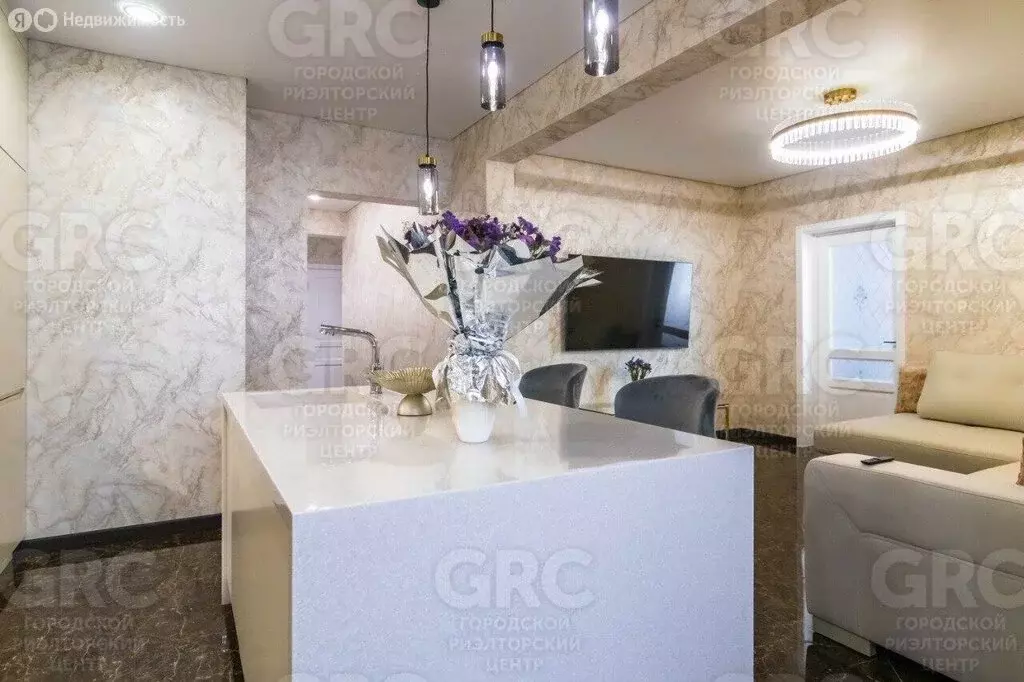 3-комнатная квартира: Сочи, микрорайон Больничный городок, Дагомысский ... - Фото 1