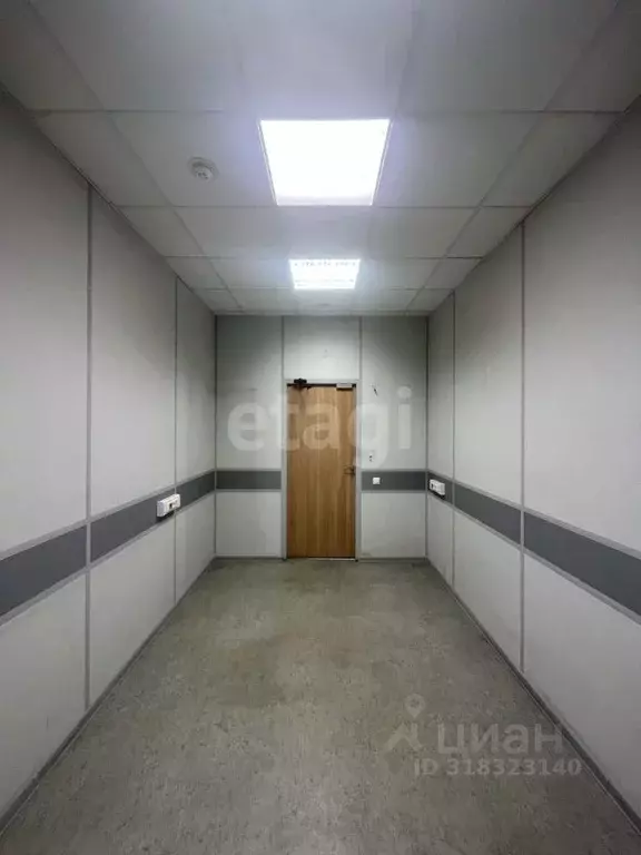 Офис в Ульяновская область, Ульяновск ул. Радищева, 30А (17 м) - Фото 2