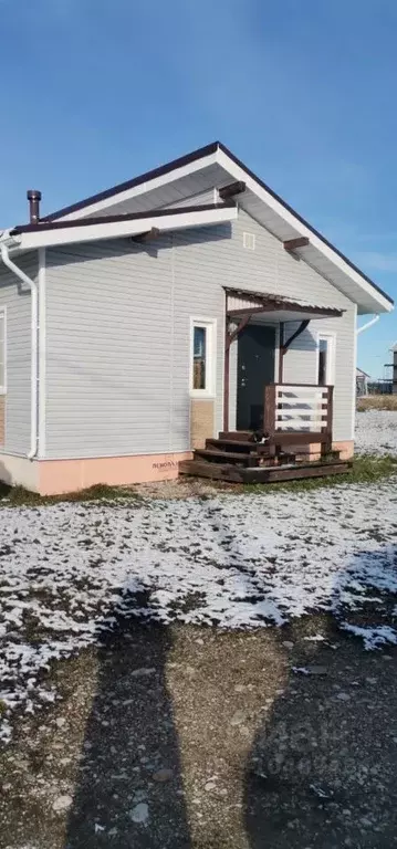 Дом в Новгородская область, Новгородский район, Трубичинское с/пос, д. ... - Фото 0