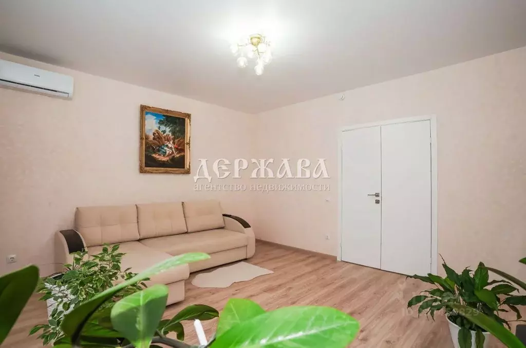 1-к кв. Белгородская область, Старый Оскол Центральный мкр, 1 (56.0 м) - Фото 1
