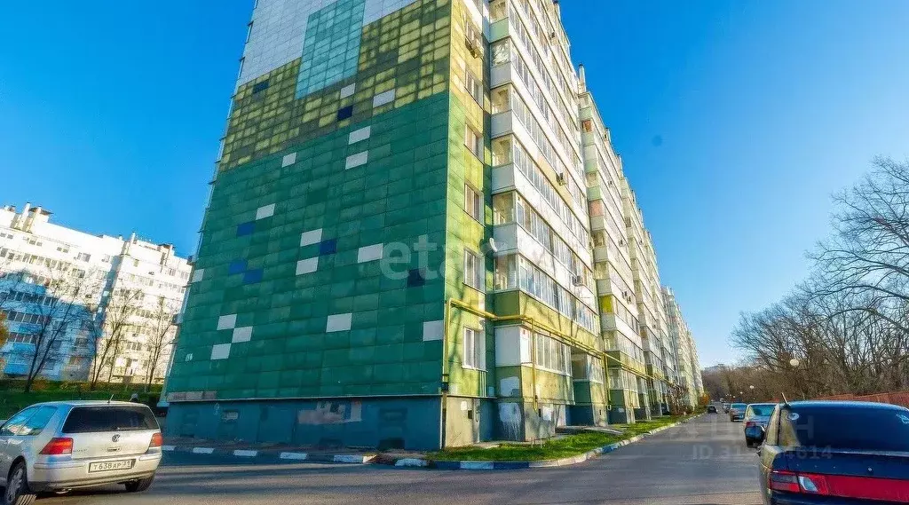 2-к кв. Белгородская область, Белгород ул. Есенина, 50в (57.1 м) - Фото 0