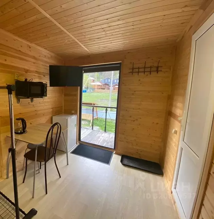 Комната Карачаево-Черкесия, Зеленчукский район, с. Архыз - Фото 1