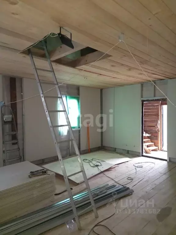 Дом в Калужская область, Малоярославецкий муниципальный округ, с. ... - Фото 1