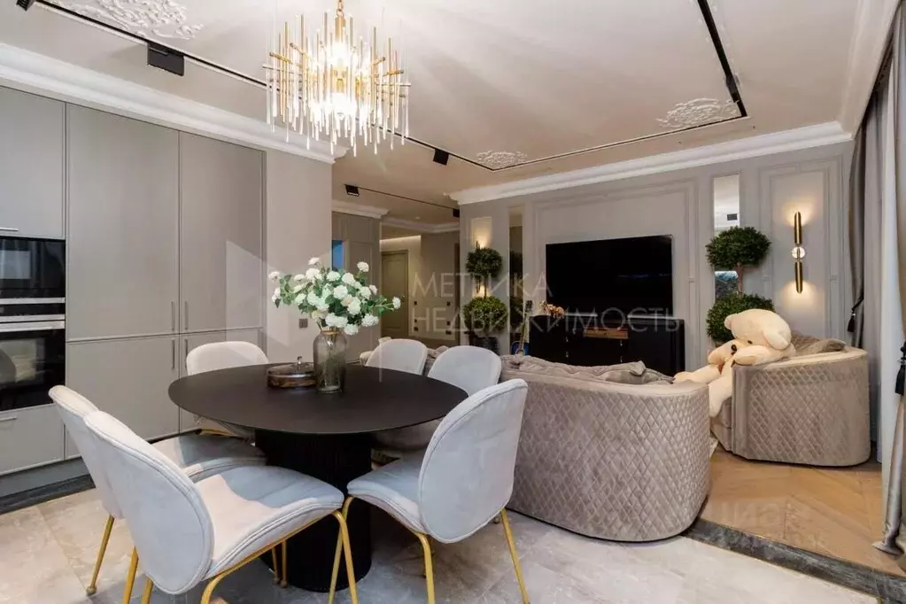 3-к кв. Тюменская область, Тюмень ул. Раушана Абдуллина, 7 (120.0 м) - Фото 1