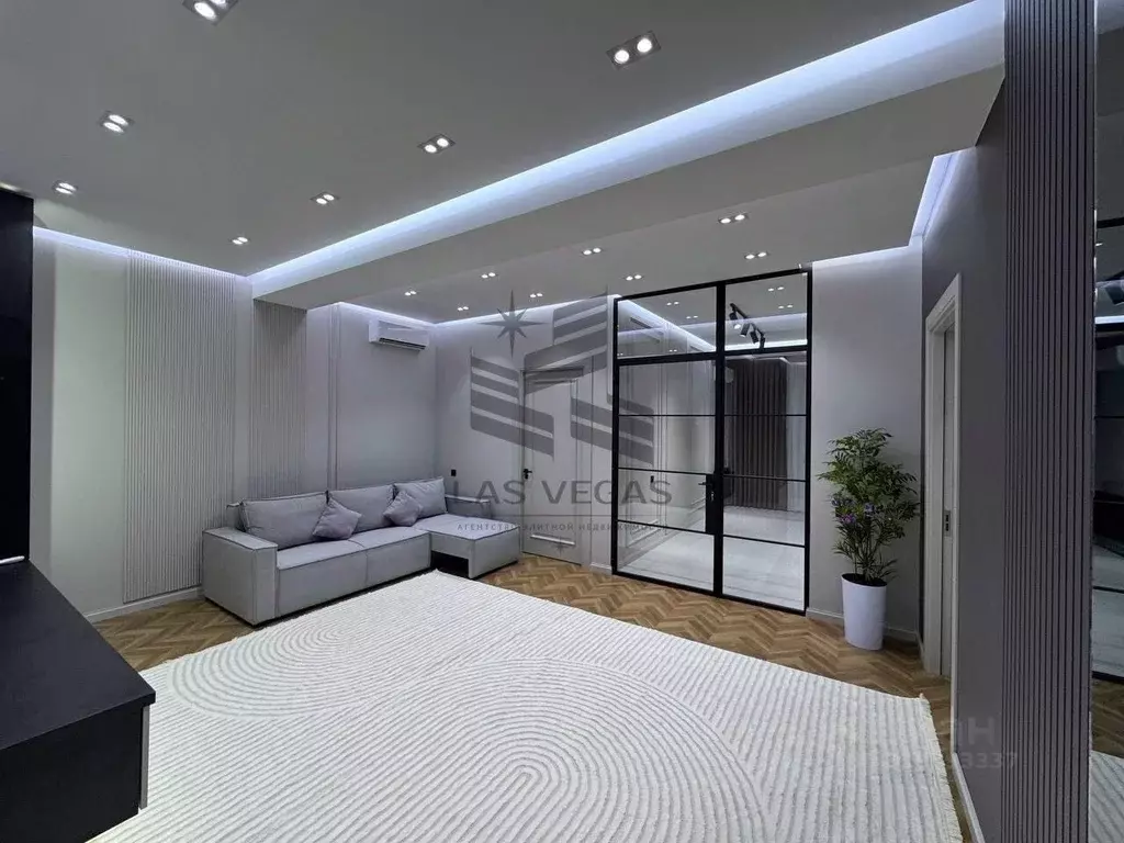 3-к кв. Татарстан, Казань ул. Фатыха Амирхана, 12Е (105.0 м) - Фото 0