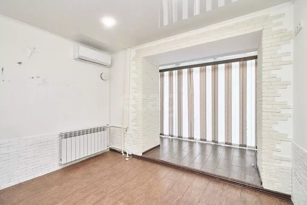 Помещение свободного назначения в Тюменская область, Тюмень ул. ... - Фото 0