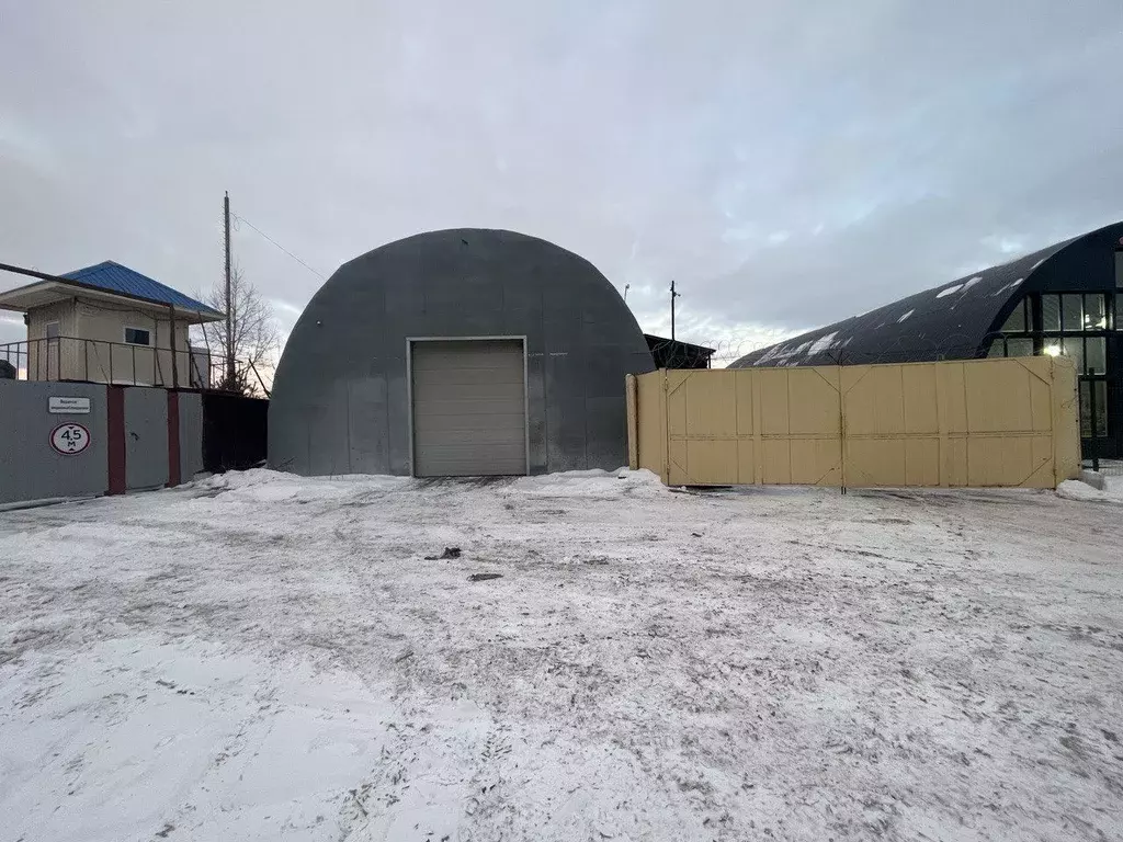 Помещение свободного назначения в Тюменская область, Тюмень ул. 50 лет ... - Фото 1