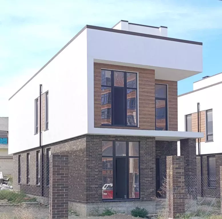 Дом в Краснодарский край, Анапа ул. Ивана Голубца, 268 (340 м) - Фото 2