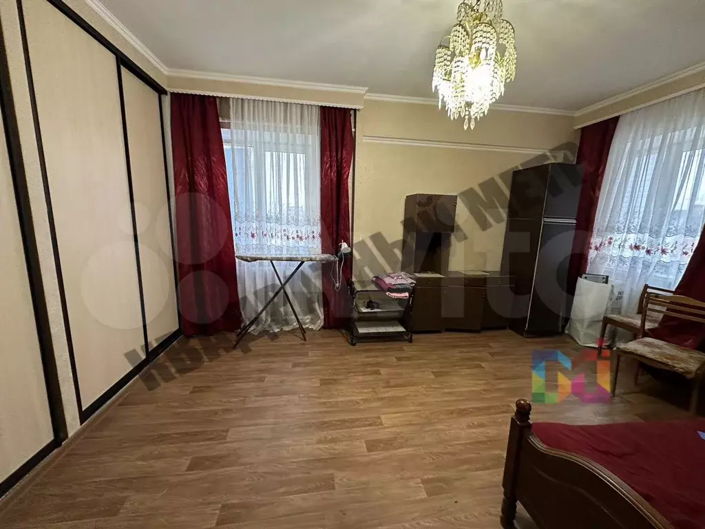 3-к. квартира, 90 м, 3/3 эт. - Фото 0