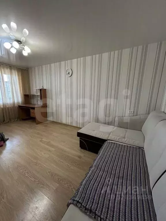 1-к кв. Новосибирская область, Новосибирск ул. Кошурникова, 41 (31.4 ... - Фото 1