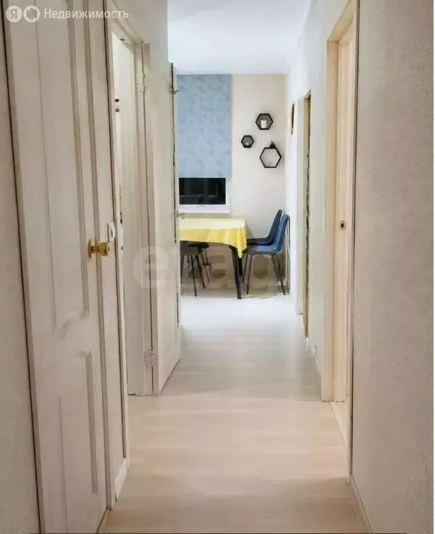 3-комнатная квартира: Якутск, улица Лермонтова, 26/1 (55.4 м) - Фото 1