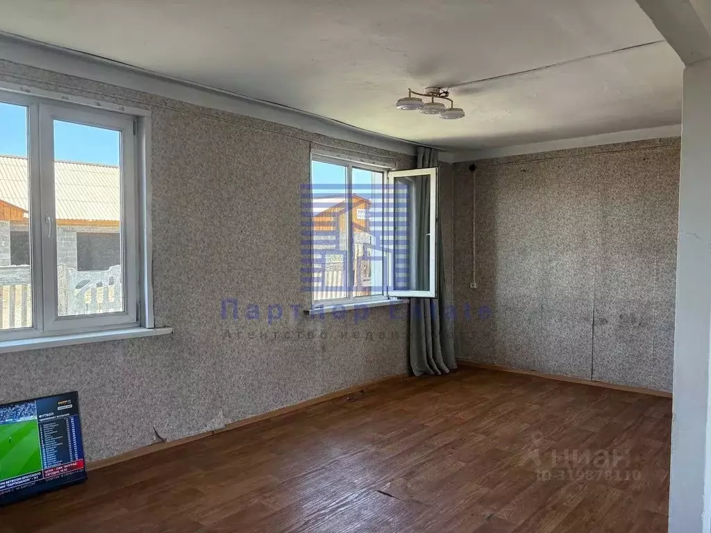Дом в Тыва, Чадан г. Дзун-Хемчикский кожуун, ул. Ленина (34 м) - Фото 1