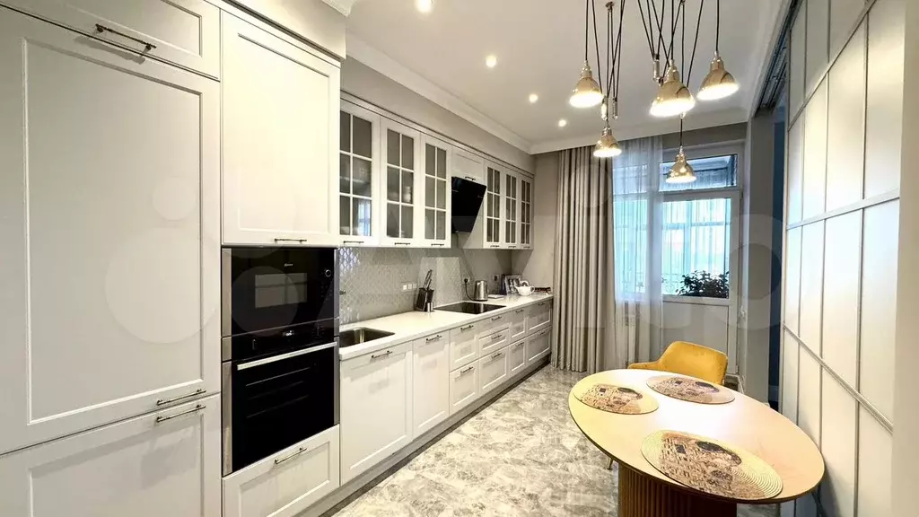 2-к. квартира, 70 м, 7/10 эт. - Фото 0