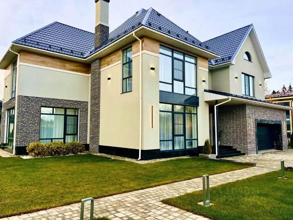 Коттедж, 600 м - Фото 1