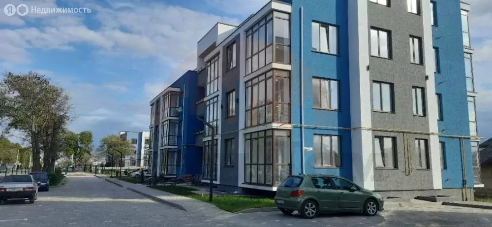 3-комнатная квартира: Саки, Заводская улица, 64 (75 м) - Фото 2