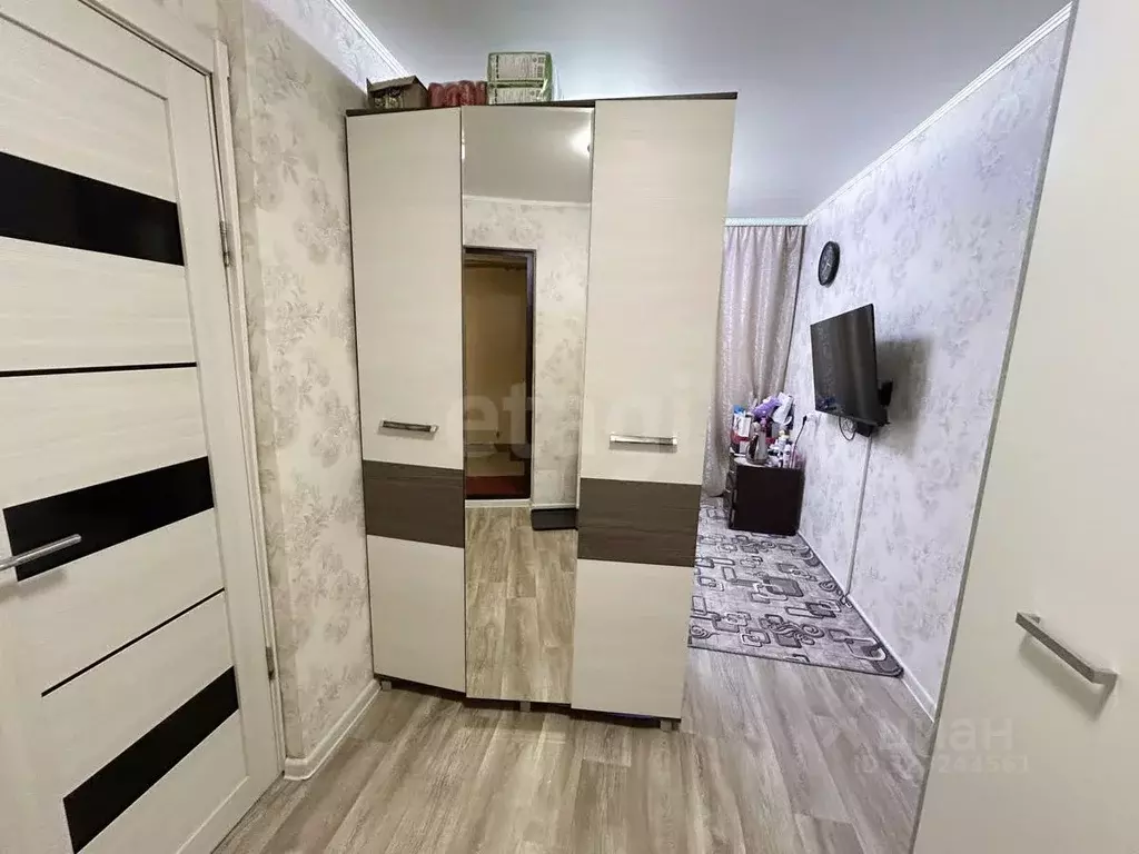 Комната Ямало-Ненецкий АО, Новый Уренгой ул. Геологоразведчиков, 2 ... - Фото 1