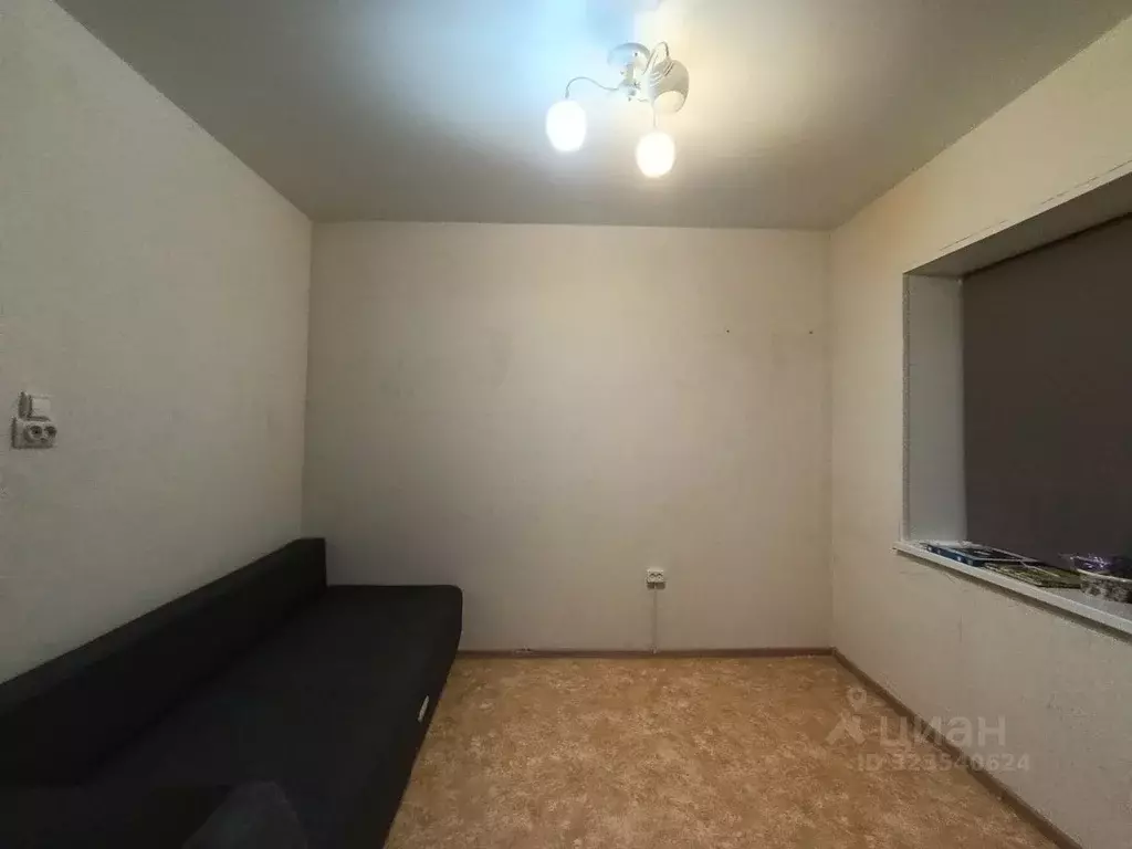 Комната Ханты-Мансийский АО, Сургут Ленинградская ул., 7 (12.0 м) - Фото 1