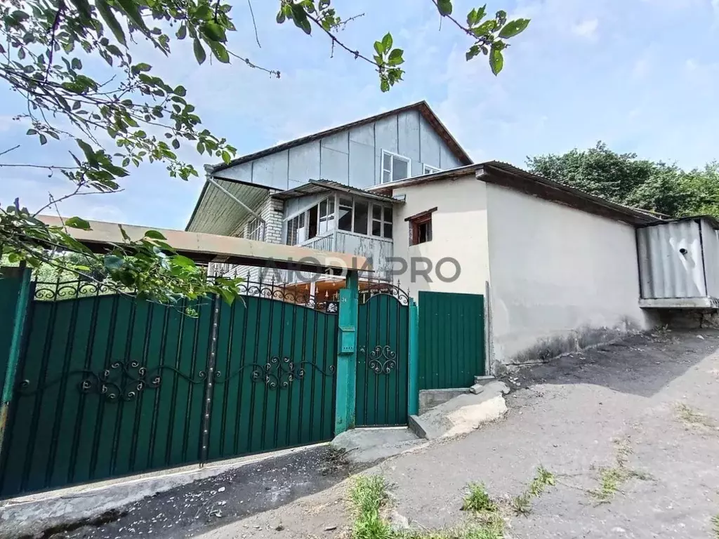 Дом в Воронежская область, Рамонский район, Айдаровское с/пос, с. ... - Фото 1