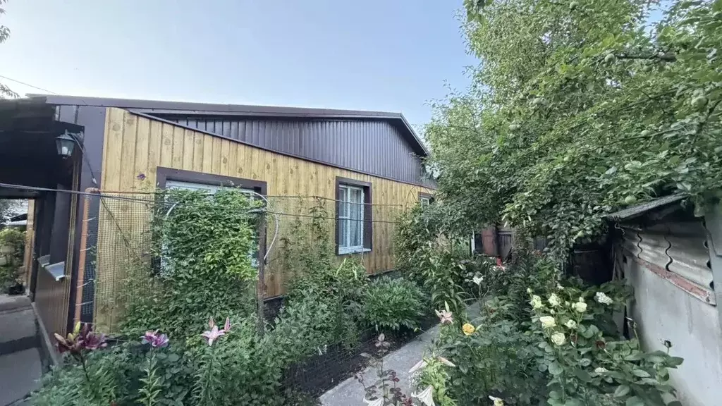 Дом в Курская область, Курчатовский район, Имени Карла Либкнехта рп ... - Фото 2