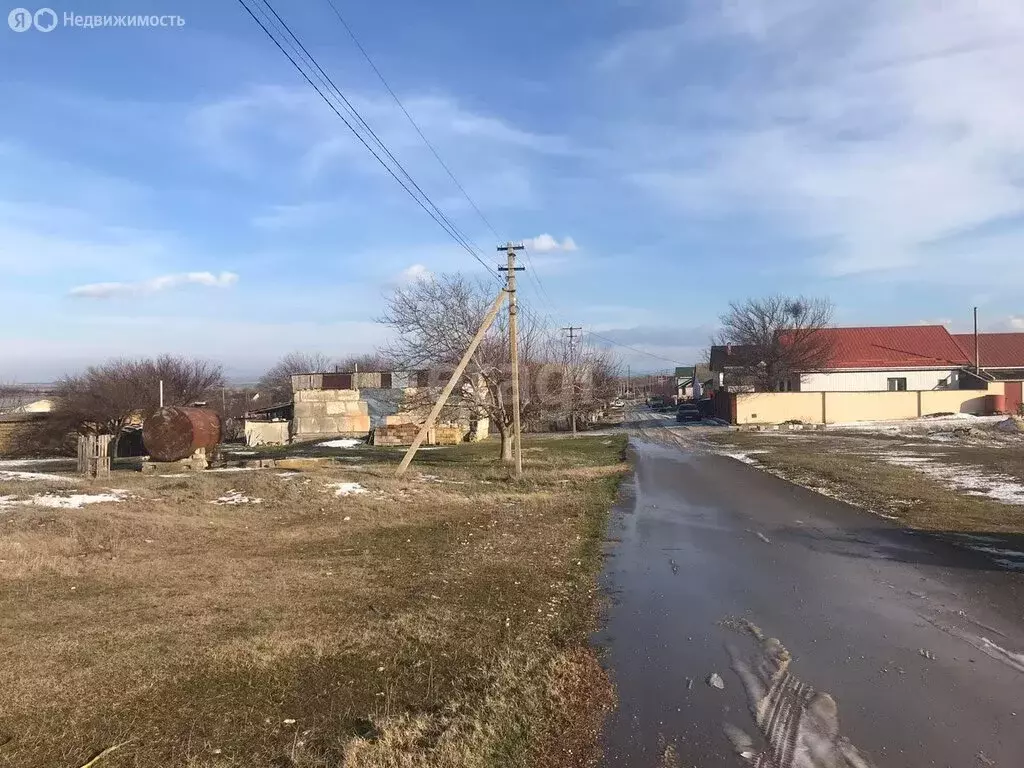 Участок в село Ароматное, Солнечная улица (13 м) - Фото 0