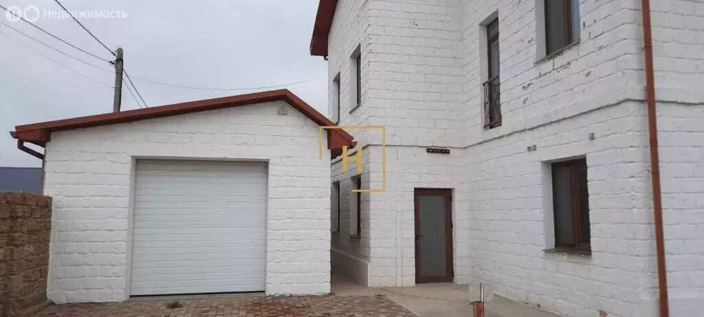 Дом в Молочное, Западная улица (150 м) - Фото 2