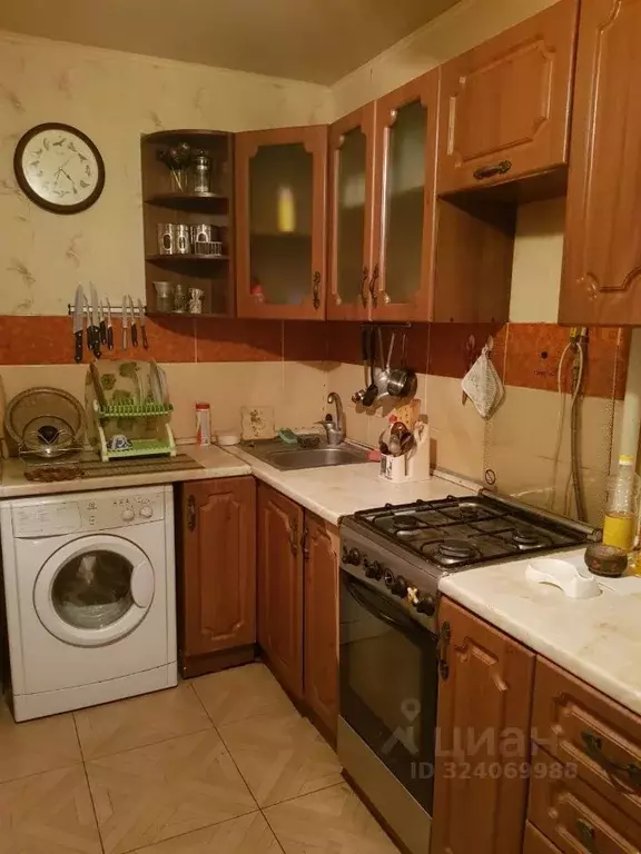 Комната Москва 11-я Парковая ул., 6 (18.0 м) - Фото 1