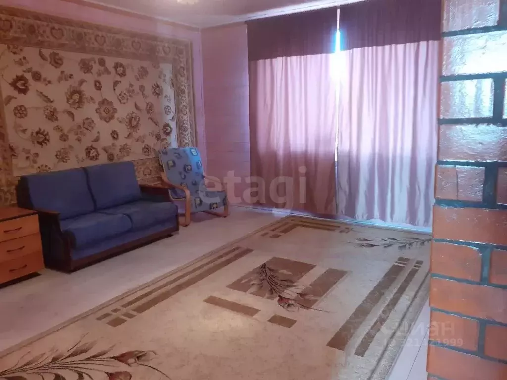 Дом в Калужская область, Жуковский муниципальный округ, с. Высокиничи ... - Фото 1