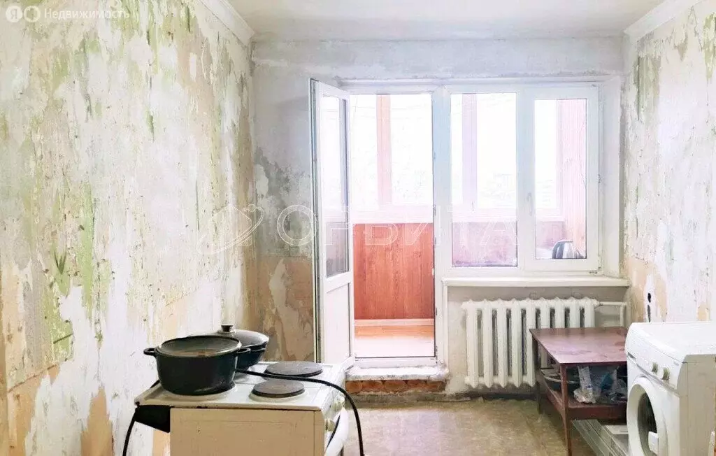 Квартира-студия: Тюмень, улица Бабарынка, 16А (12.8 м) - Фото 1