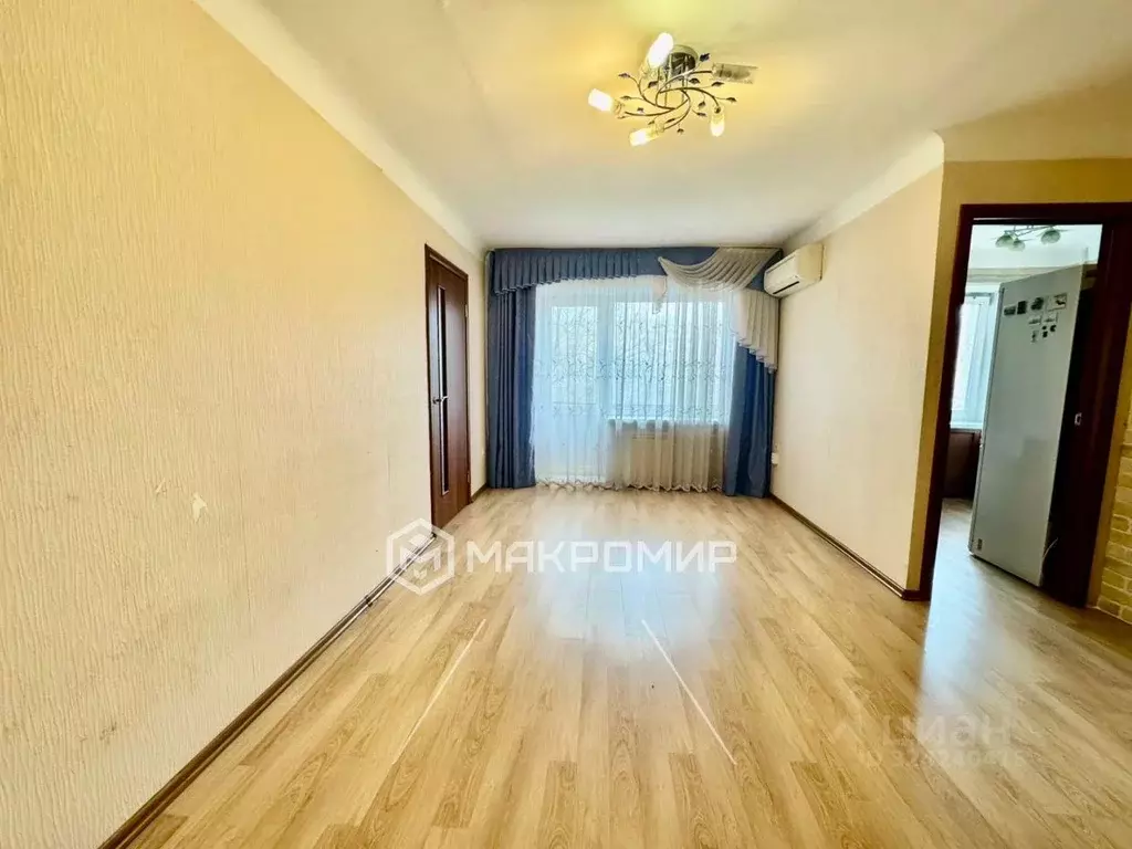 2-к кв. Челябинская область, Челябинск 9 Мая ул., 16 (43.4 м) - Фото 2