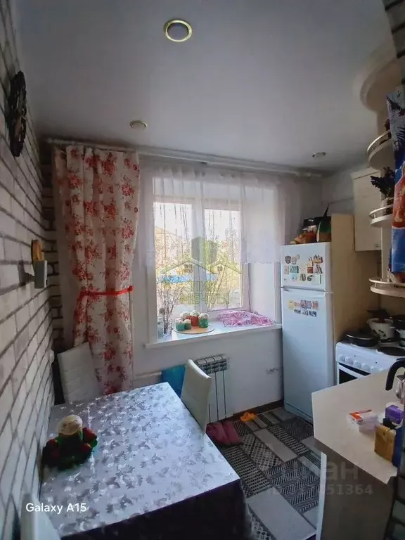 3-к кв. Бурятия, Улан-Удэ ул. Жердева, 44 (56.8 м) - Фото 0