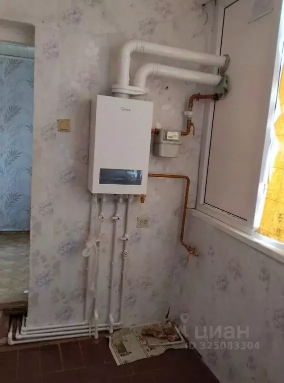 2-к кв. Астраханская область, с. Красный Яр ул. Генерала Тутаринова, ... - Фото 2