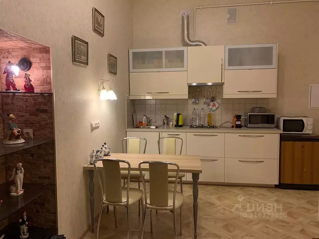 2-к кв. Санкт-Петербург Захарьевская ул., 7 (62.0 м) - Фото 0