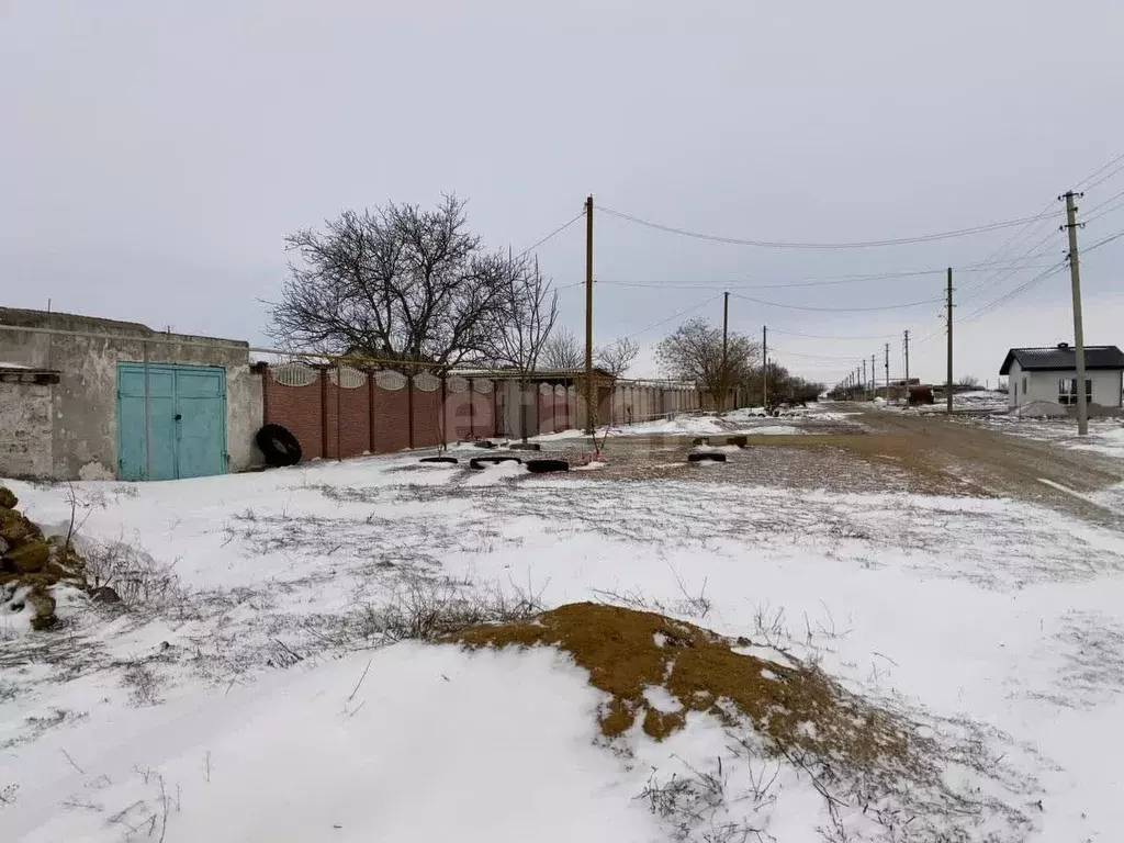 Дом в Крым, Сакский район, Суворовское с/пос, с. Великое ул. Степная, ... - Фото 1