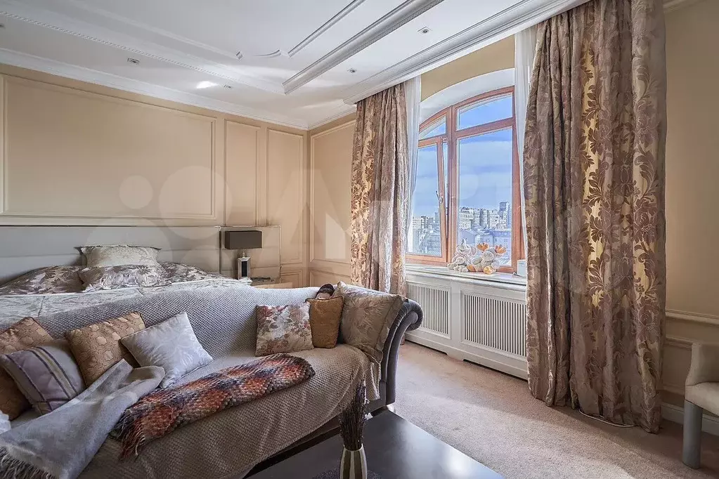 5-к. квартира, 250 м, 10/10 эт. - Фото 1