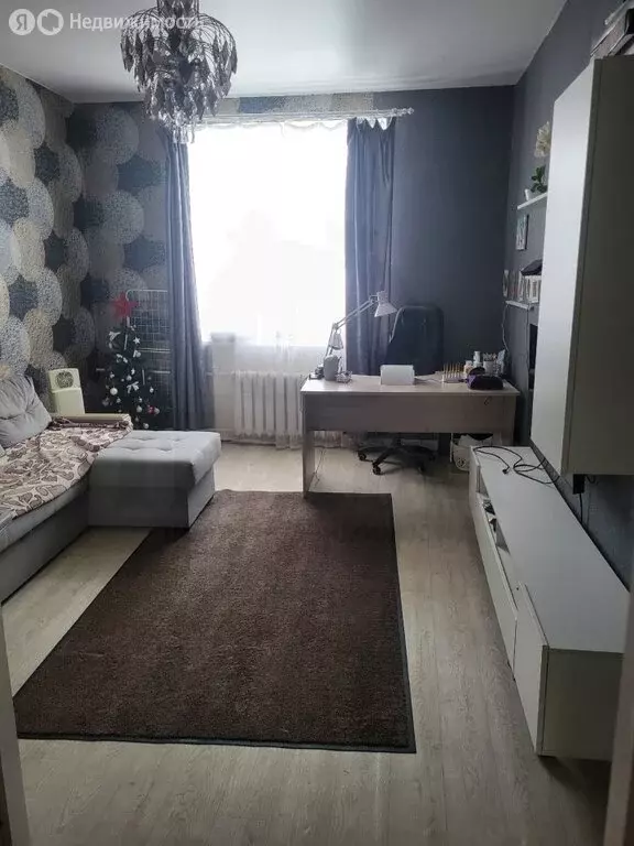 3-комнатная квартира: Пермь, Закамская улица, 2В (71.8 м) - Фото 1