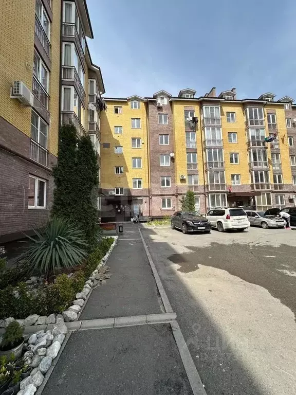 3-к кв. Северная Осетия, Владикавказ ул. Шамиля Джикаева, 8 (88.3 м) - Фото 1