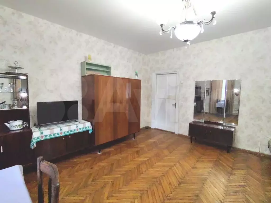 Комната 22 м в 2-к., 2/5 эт. - Фото 0