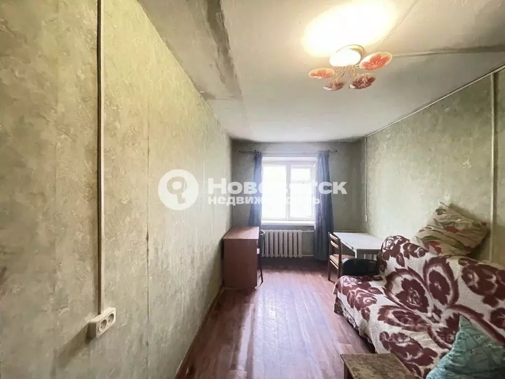 Комната Кировская область, Киров Октябрьский просп., 20 (14.0 м) - Фото 1