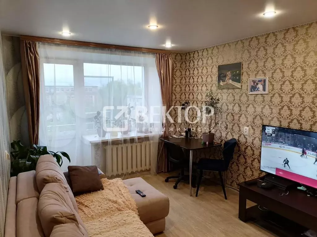 1-к. квартира, 31 м, 5/5 эт. - Фото 0