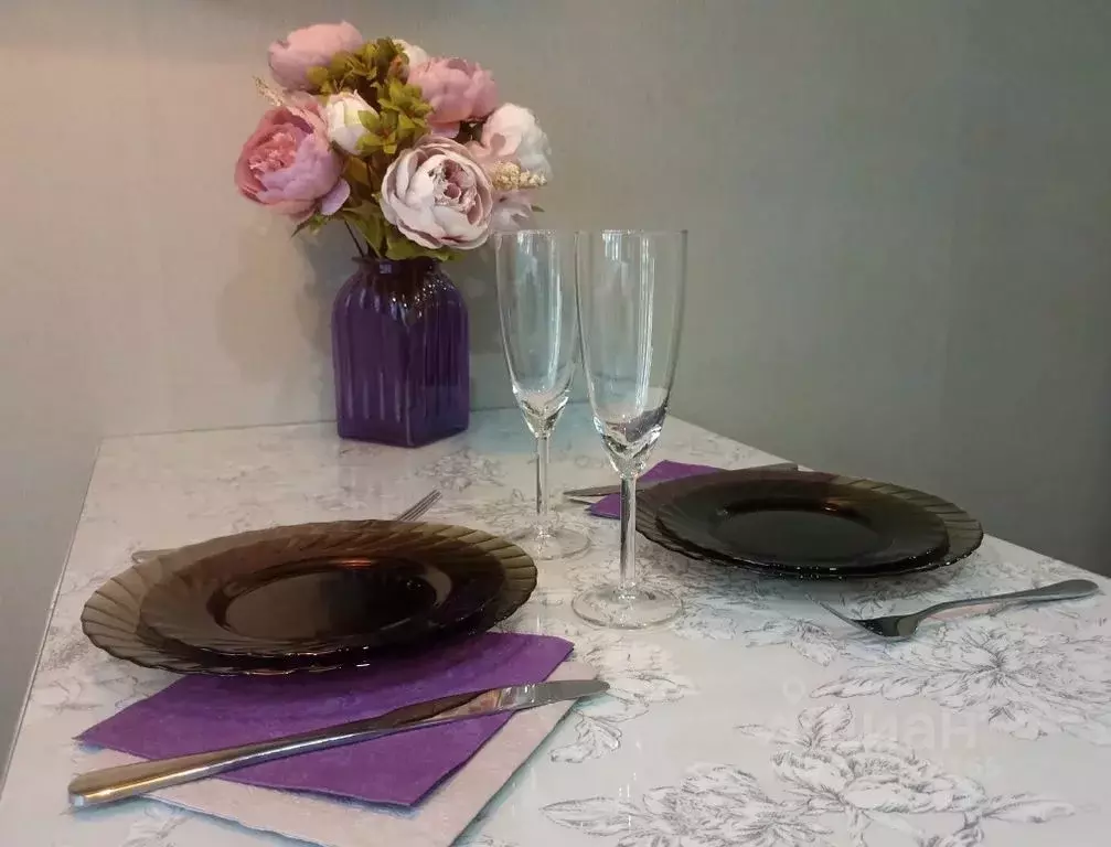 2-к кв. Нижегородская область, Нижний Новгород Суетинская ул., 10 ... - Фото 1