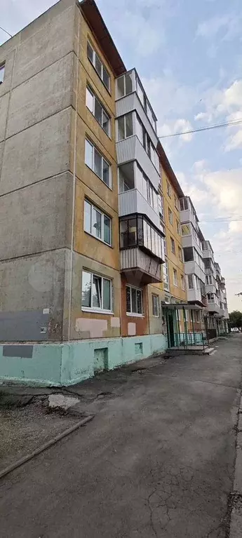 4-к. квартира, 59,3 м, 2/5 эт. - Фото 1