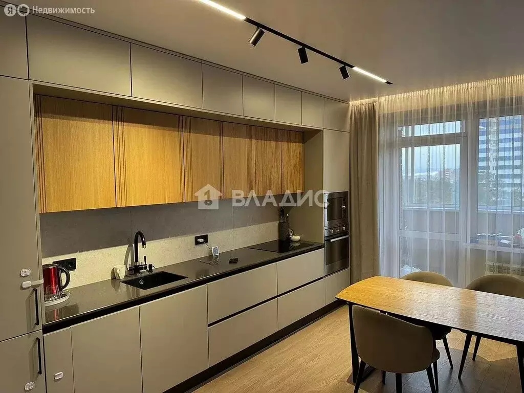 3-комнатная квартира: Улан-Удэ, микрорайон 140Б, 1 (70 м) - Фото 2