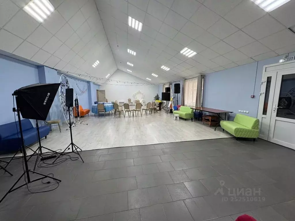 Помещение свободного назначения в Тверская область, Ржев ул. ... - Фото 2