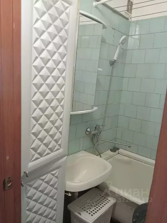 3-к кв. Омская область, Омск просп. Мира, 106 (50.6 м) - Фото 2