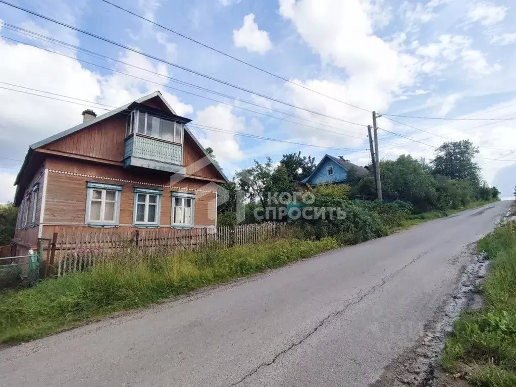 Дом в Ленинградская область, Ломоносовский район, д. Гостилицы ул. ... - Фото 1