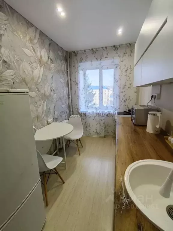 3-к кв. Алтай, Горно-Алтайск Коммунистический просп., 56 (53.0 м) - Фото 1