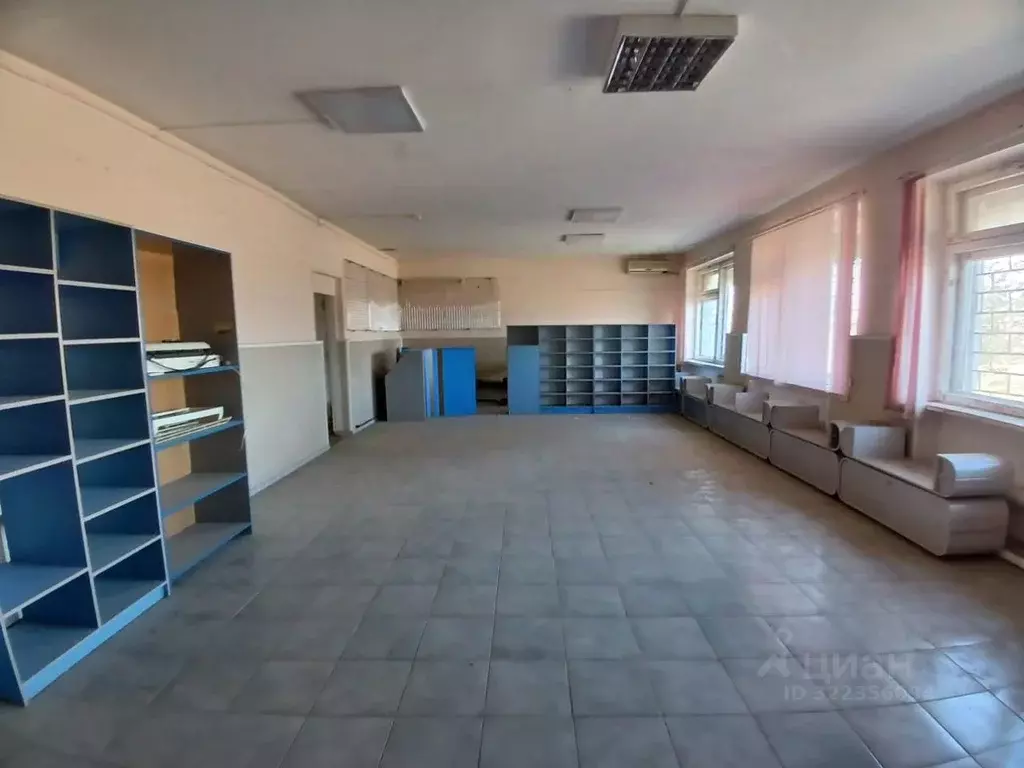 Торговая площадь в Астраханская область, Астрахань ул. Чкалова, 137Г ... - Фото 1