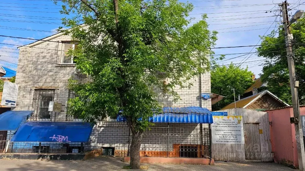 Дом в Астраханская область, Астрахань ул. Урицкого, 41 (127 м) - Фото 1
