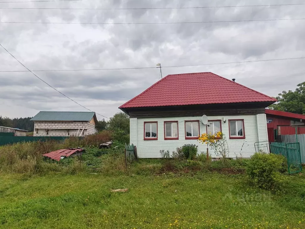 Дом в Пермский край, Кунгурский муниципальный округ, д. Ерши ул. ... - Фото 1